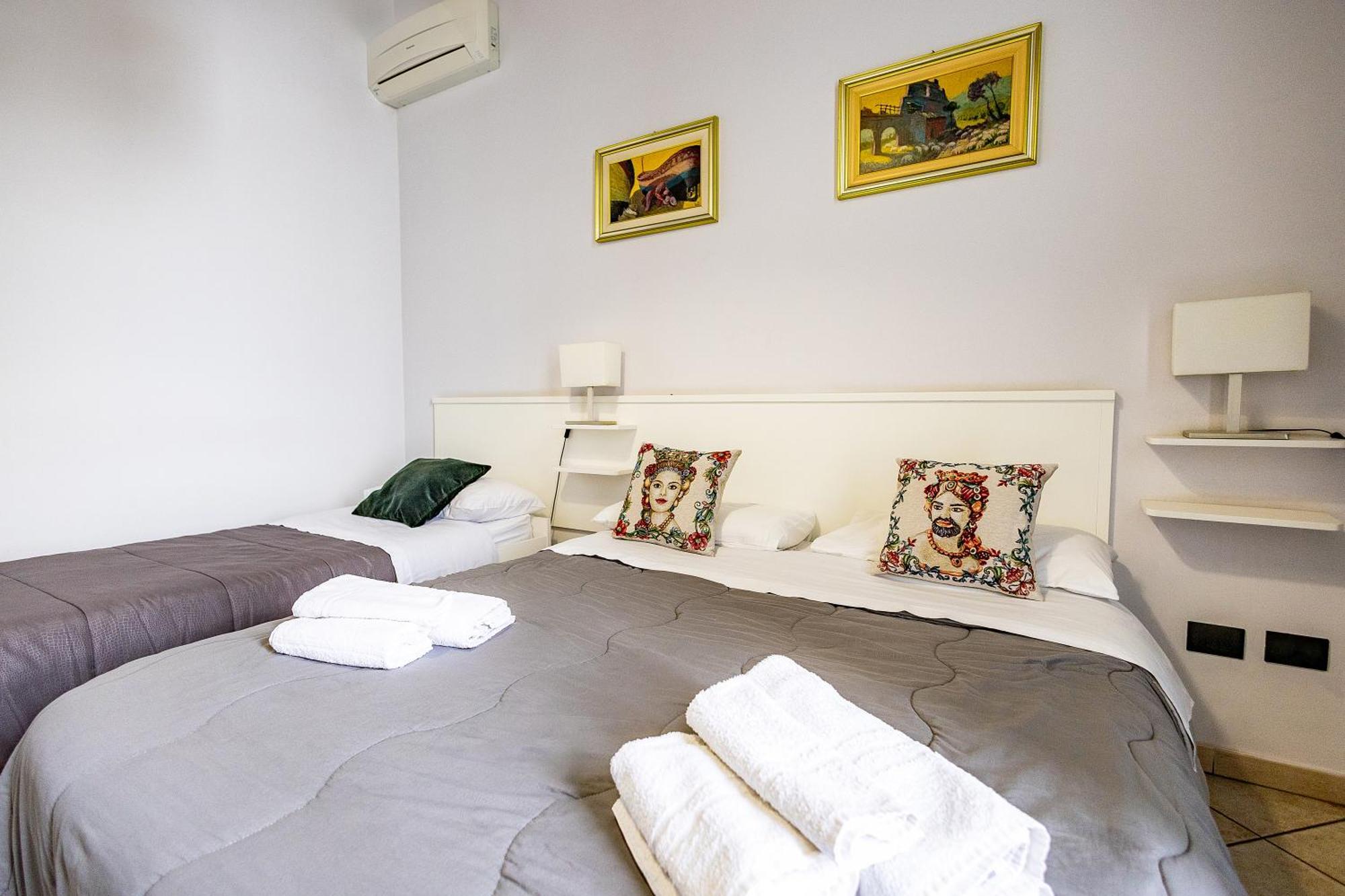Promenade B&B Catania Bagian luar foto